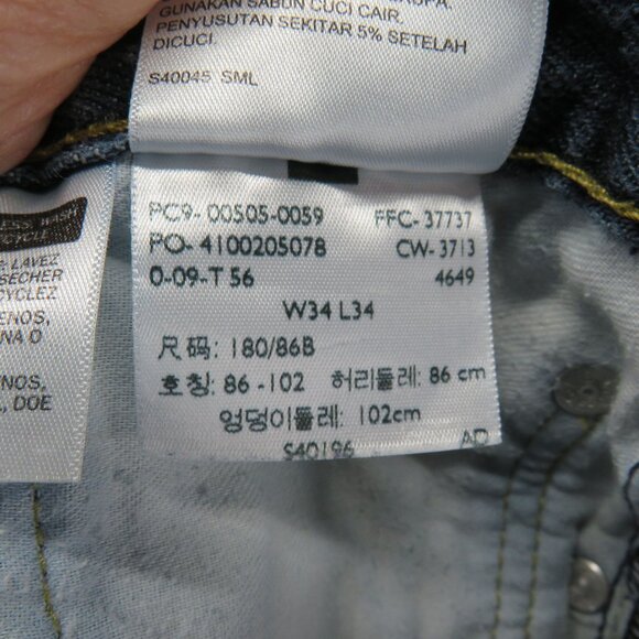 Levis 505 Jeans Mens Size 34 x 34 Medium Wash  Blue Denim Straight Leg - Picture 9 of 9